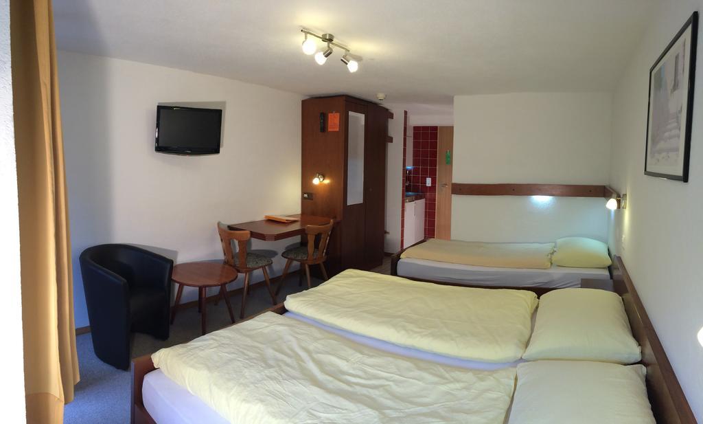 גראצ'ן Hotel Zum See חדר תמונה